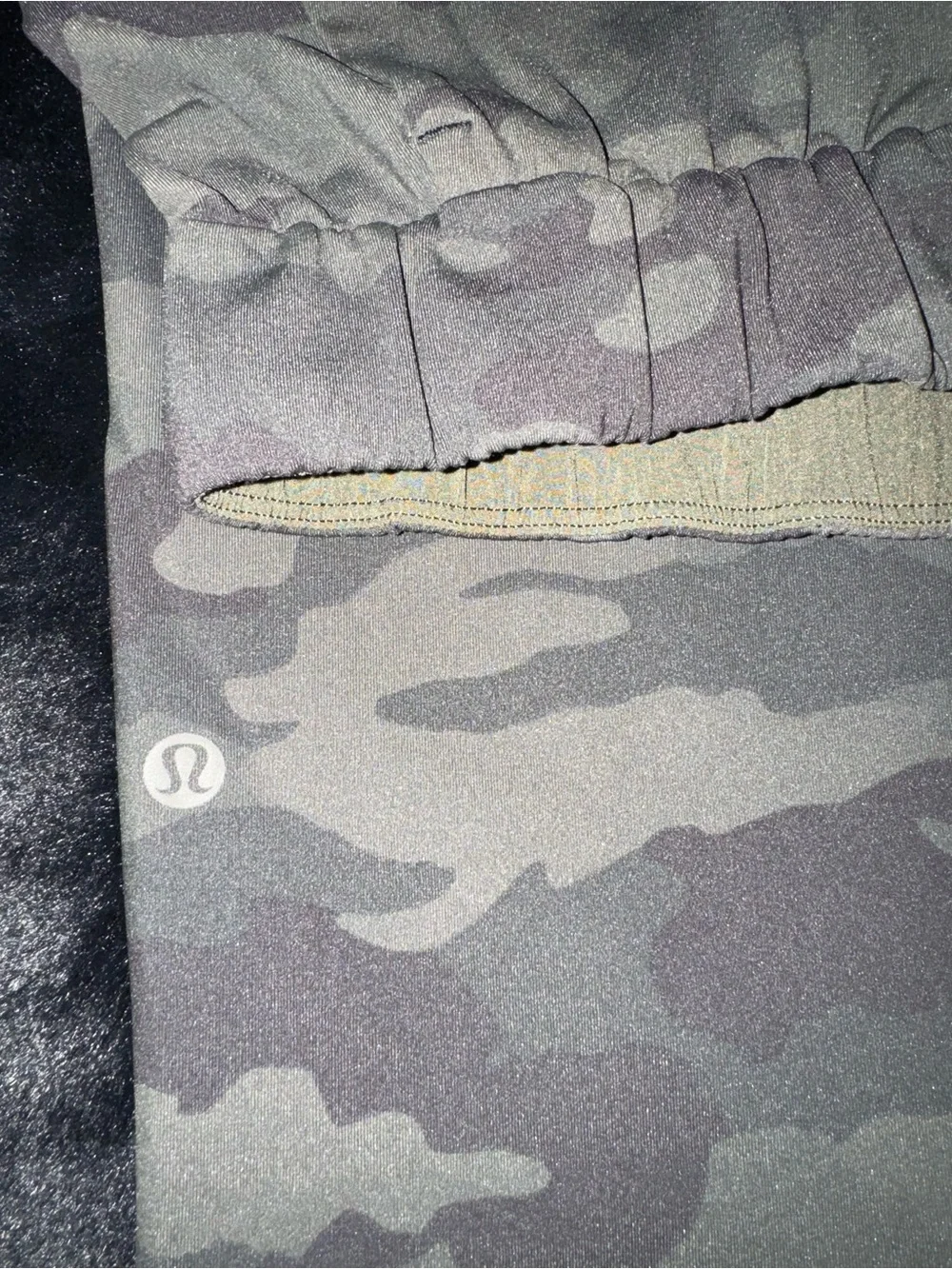 Lululemon Women’s On The Fly Camouflage Jogger Sweatpants - Picture 3 of 3